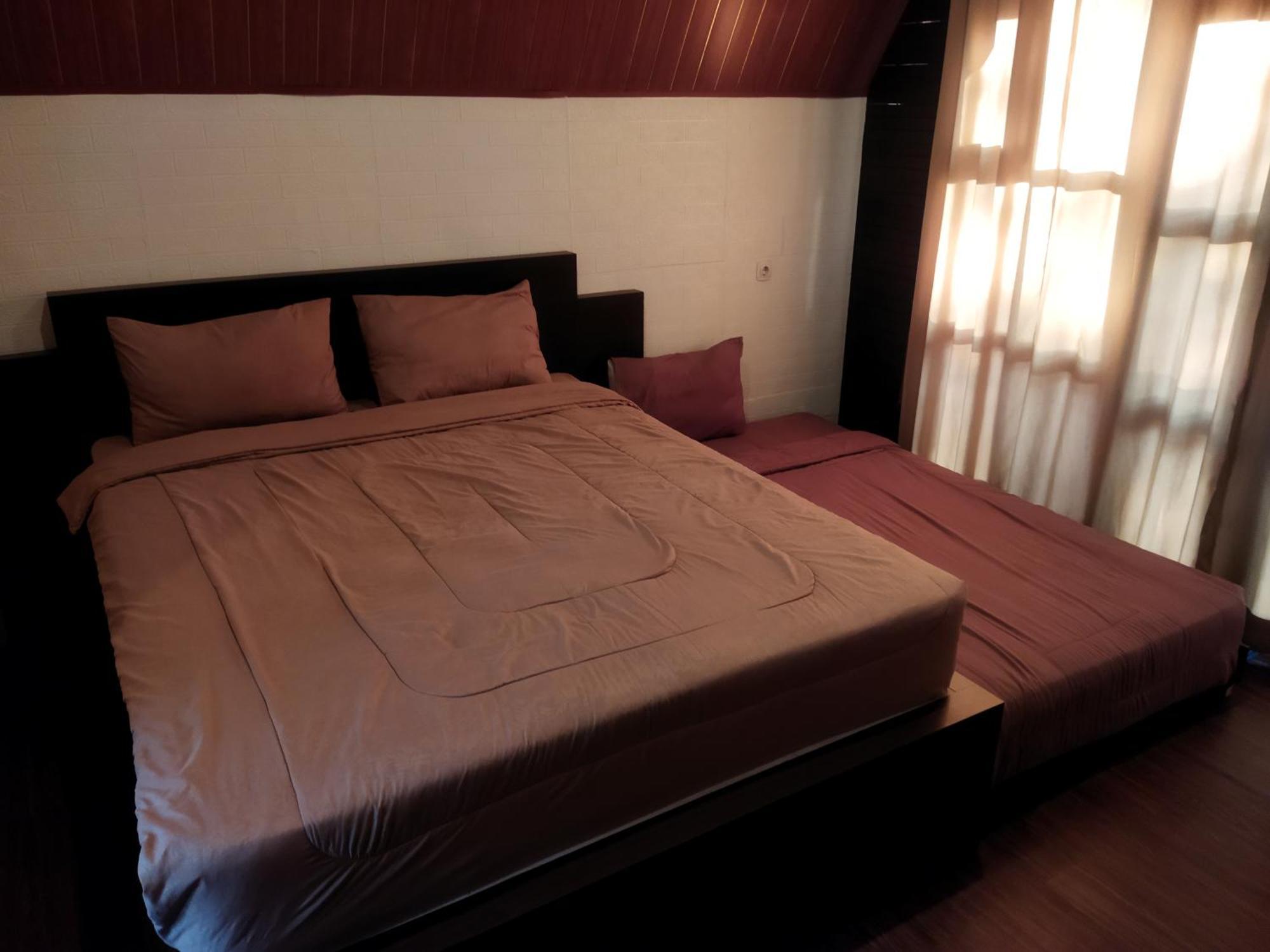 Pijar Resort Powered By Cocotel Kudus Quarto foto